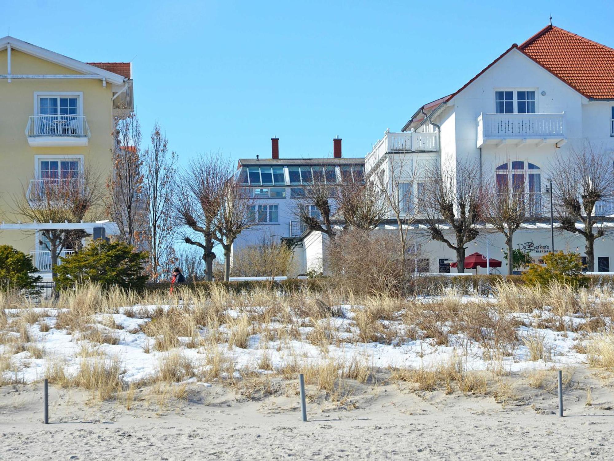 Appartementhaus "Jahreszeiten" In Binz - Fewo 6, Strandnah エクステリア 写真